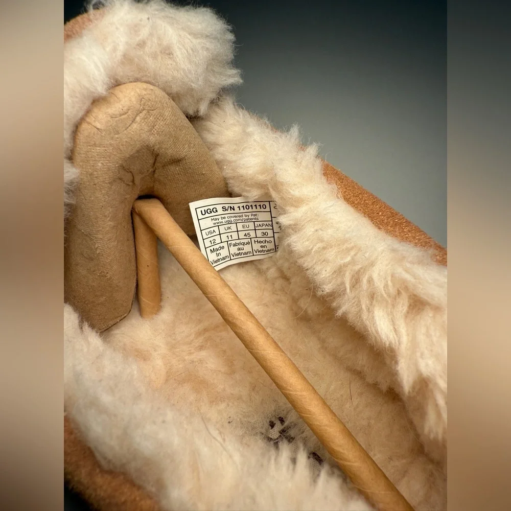 UGG - Men’s Ascot Slipper in Chestnut - US 12 - Picture 7 of 15